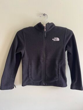 The North Face Kids Black Full-Zip Fleece Hoodie size XS/6